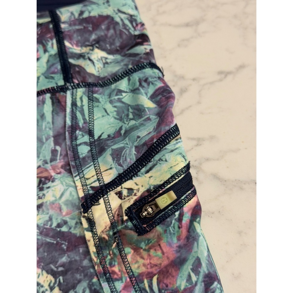 Lululemon Top Speed Crop 21 Iridescent Multi Abstract Running Leggings Womens 4 - Picture 7 of 9